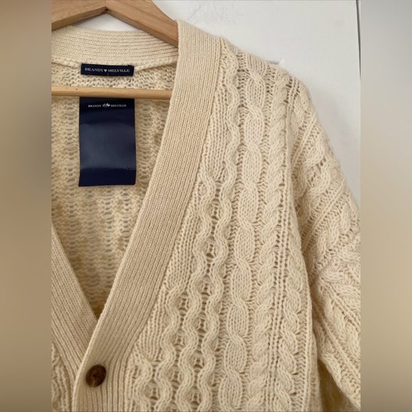 Brandy Melville LADIES’ OVERSIZE CREAM CABLE KNIT SWEATER Cardigan NEW NWT O/S - Picture 5 of 9